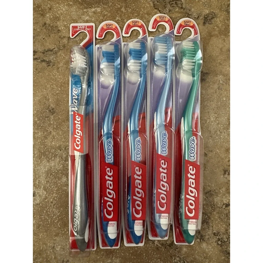 Colgate Wave Ultra Soft Toothbrush Lot of 4 New Sealed